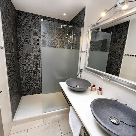 Hotel Saint Germain 3*