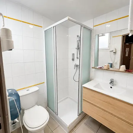 Hotel Saint Germain 3*