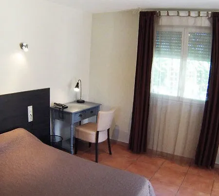 Saint Germain Hotel
