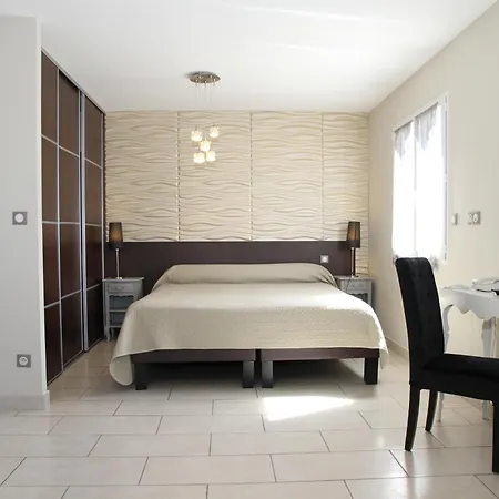 Saint Germain Hotel Pézenas